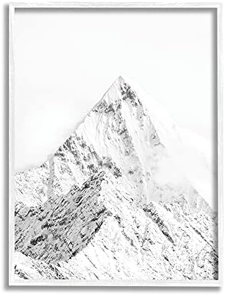 Stupell Industries Snowy Mountain Peak Ясни линии Черно, Дизайн от Design Fabrikken Стенно изкуство в бяла рамка, 24 x 30