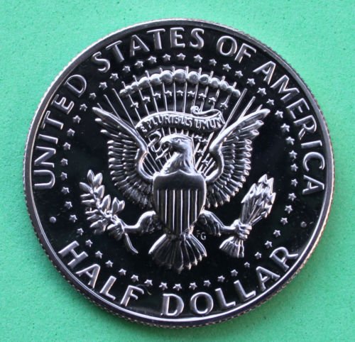 Монета Кенеди 1971 г. с Скъпоценния камък в Полдоллара Монета на САЩ в Полдоллара, Без да се позовават на Монетния двор на САЩ