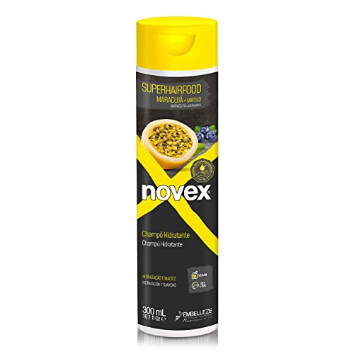 Вегетариански шампоан NOVEX Суперхрани с маракуйей и боровинки (300 мл / 10,1 унция) - Контролира съдържанието на мазнини, укрепване на