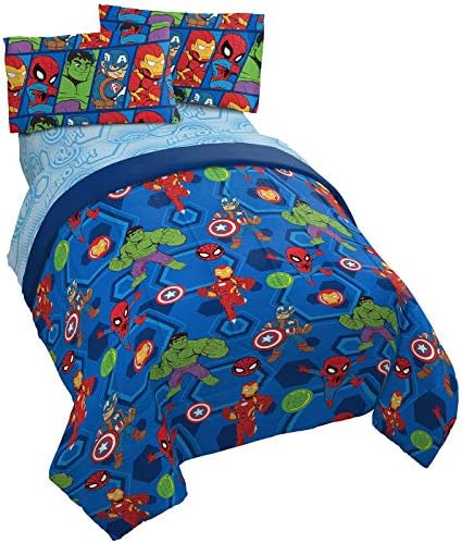 Комплект спално бельо Marvel Super Hero Приключения Hero Заедно от 4 теми за двама - Включва в себе си одеялото и чаршафа Характеристики