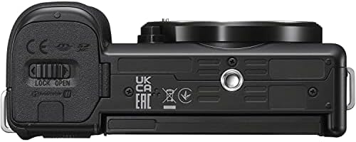 Беззеркальная камера Sony ZV-E10, с обектив 16-50 мм (черна) с карта памет Transcend 64gb + Батерия и зарядно устройство + Кабел