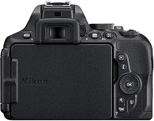 - Рефлексен фотоапарат Nikon D5600 с обектив 18-140 мм (1577) + монитор 4K + Професионални слушалки + Професионален микрофон + 2 карти с памет с обем 64 GB + калъф + софтуер Corel Photo + Про