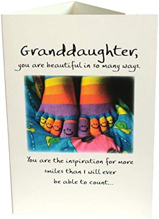 Поздравителна картичка Blue Mountain Arts Внучка, ти си красива в много отношения от Дъглас Пейджелса - Идеална картичка за рожден